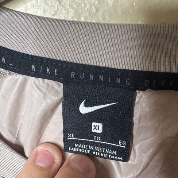 Nike Running Shirt Women's XL Crewneck Long Sleeve Lightweight Performance - Picture 5 of 10